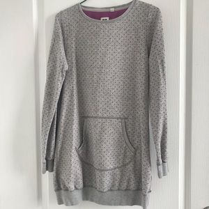 Uniqlo long pullover sweatshirt size S
